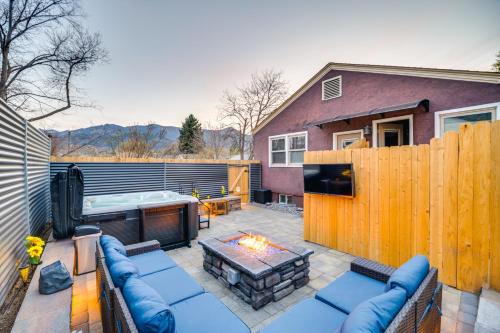 Colorado Springs Apt with Private Hot Tub