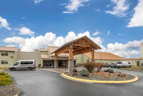Columbia River Inn and Conference Center, an Ascend Collection Hotel
