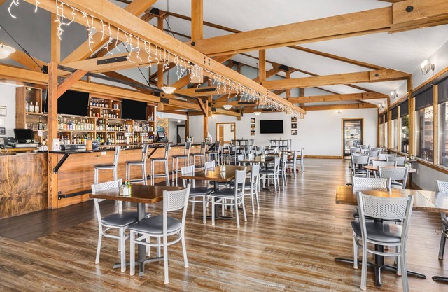 Columbia River Inn and Conference Center, an Ascend Collection Hotel