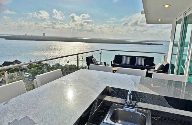 Combo #314-Tim’s Ocean Condos – Beachfront – 8br/7.5bth Big Private Terraces!