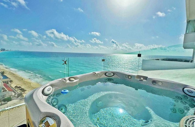 Combo #334-Tim’s Ocean Condos – Beachfront – 8br/7.5bth Hot Tub on Terrace!