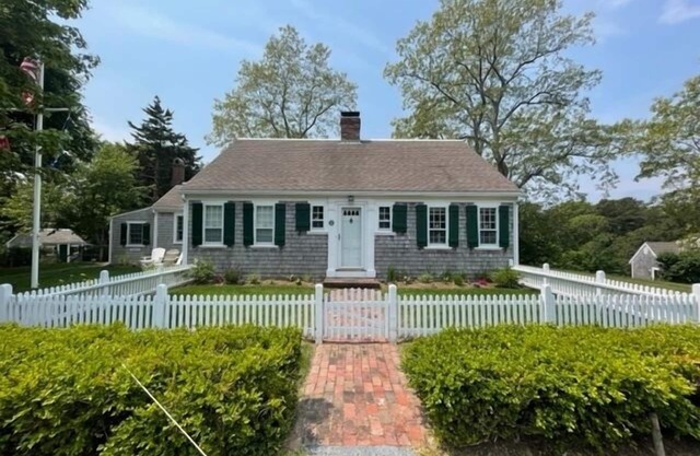 Come Enjoy this Lovely In-Town Home! (1355)
