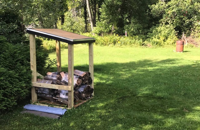 Come Getaway to Upper Michigans Back Yard!