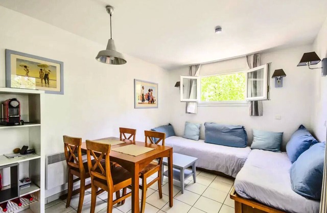 Comfort 1-bedroom apartment (sleeps 5)
