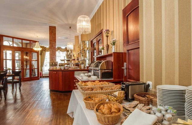 Comfort double room bay window - Akzent Hotel Am Goldenen Strauss
