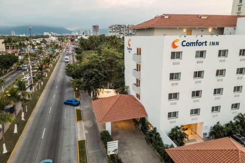 Comfort Inn Puerto Vallarta Golfside & Marina