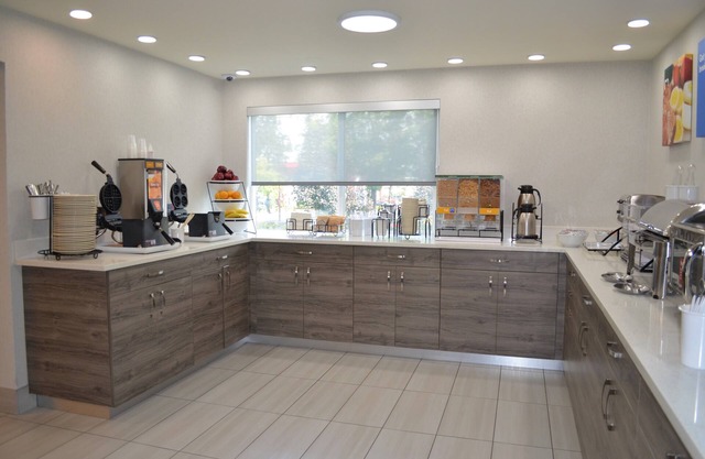 Comfort Inn & Suites Beaverton - Portland West