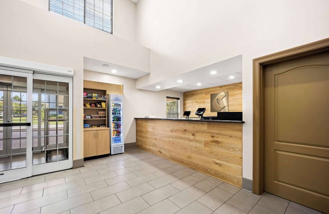 Comfort Inn & Suites High Point - Archdale