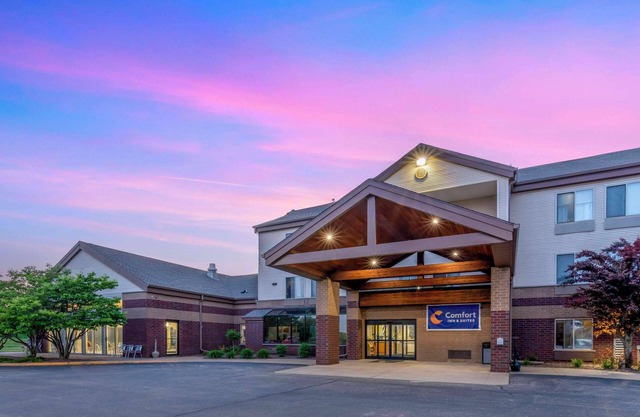 Comfort Inn & Suites