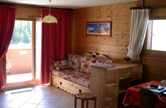 Comfortable apartment facing the slopes