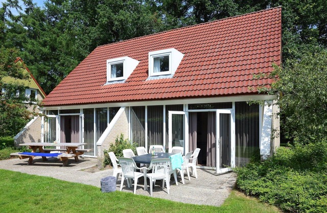 Comfortable bungalow for a group