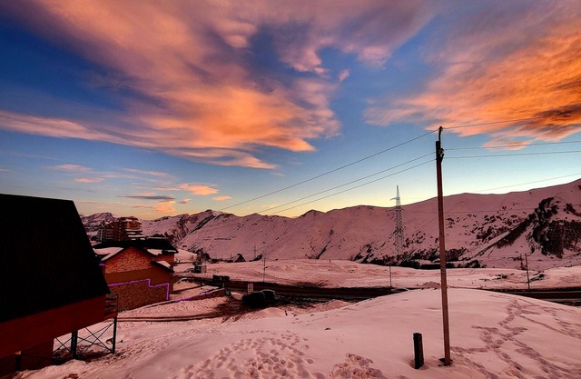Comfortable cottage near the ski lift, with a beautiful view