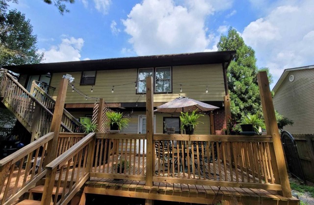 Comfortable departament with private entrance.