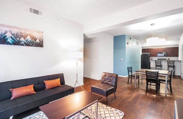 Comfortable Getaway Near UNC with Gym