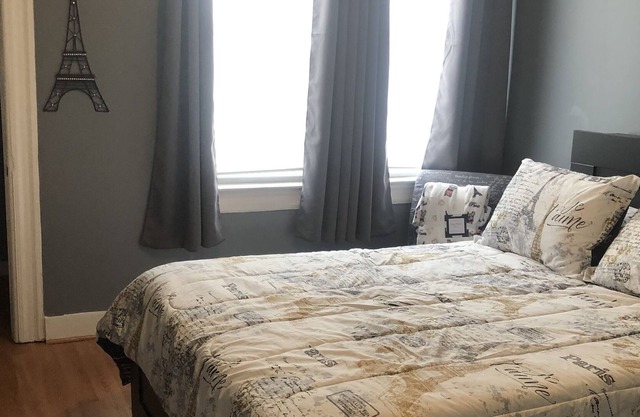 Comfortable Room near Baltimore Hospitals