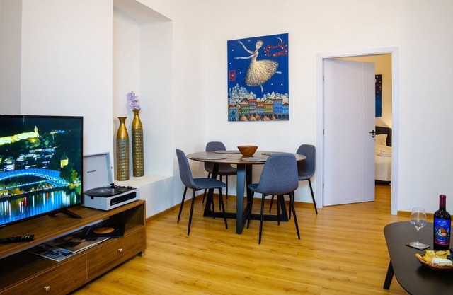 Comfortable two-bedroom apartment in Sololaki, near Liberty Square