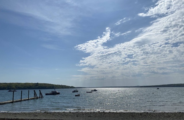 Comfy 2 BR Acadia Homebase - Rural Coastal Home Fast WIFI, 30 Min to Bar Harbor