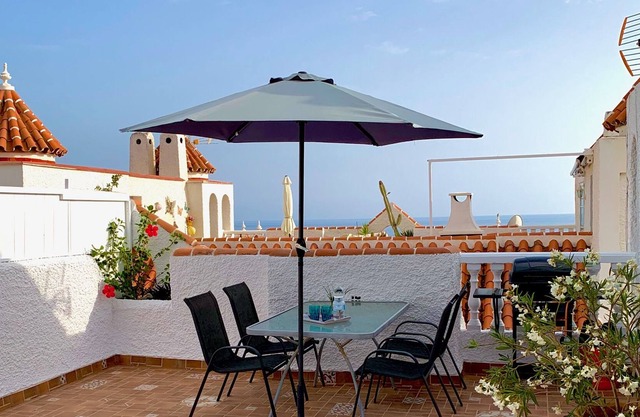 Comfy and cozy with rooftop terrace