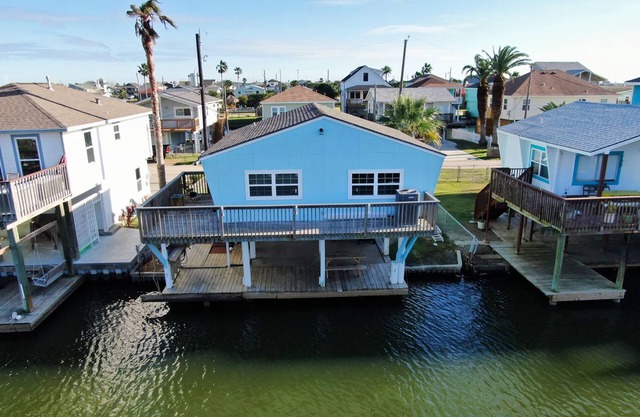 Comfy Canal Home 2 Min Dr to Beach + Outdoor Space/Fishing!