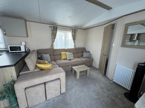 Comfy Cosy Caravan Romney Sands