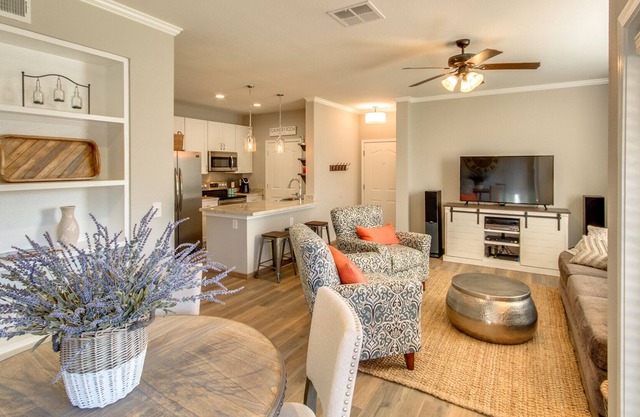Completely Updated, Ground Floor, Pet Friendly, Great Complex!