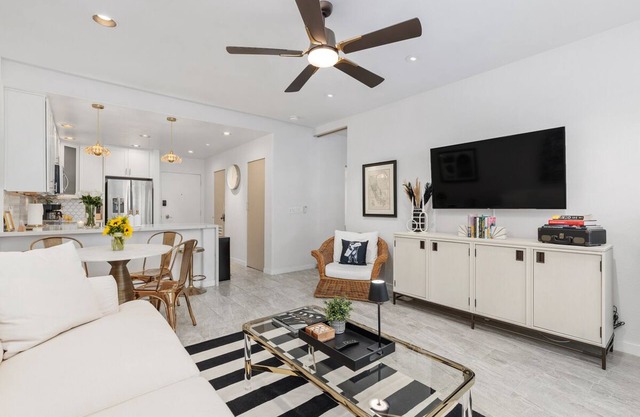 Condo California - La Costa Luxury Living