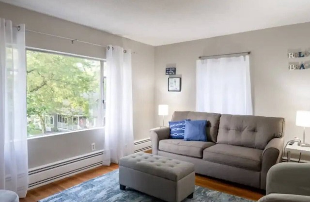 Condo in downtown Grand Haven 2