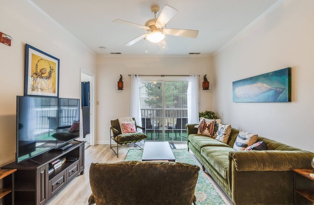 Condo La Ballena-Central 2 BR/2 bath