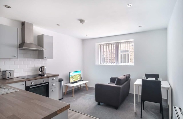 Contemporary 1BED Apartment in Central Blackburn