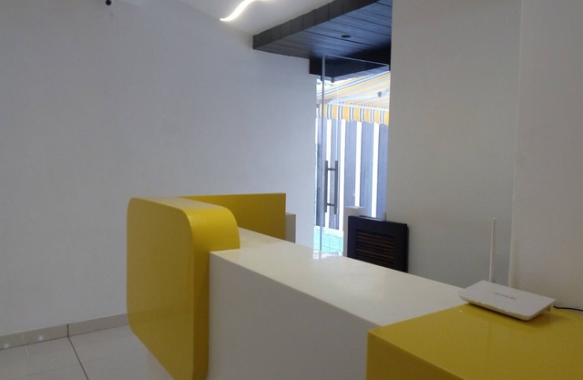 Contemporary designed, ultra comfortable Beds & Rooms at the center of Bhopal