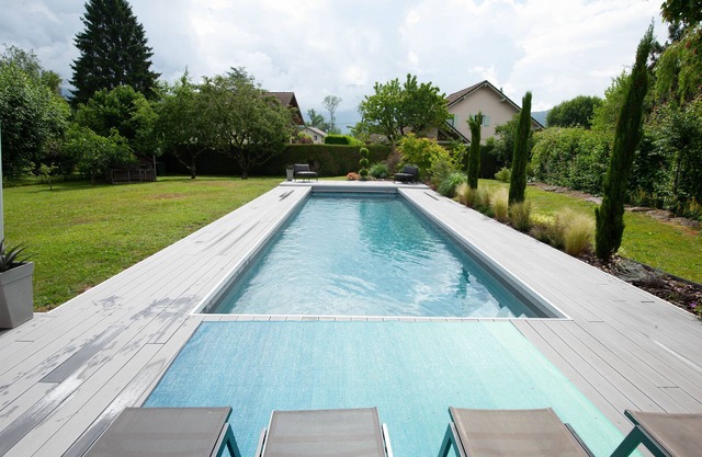 Contemporary house with private pool between lake and mountains - Wifi