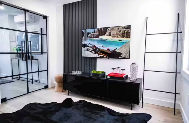 Contemporary Luxury Loft! Apt-20 Min to NYC