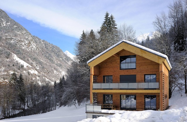 Contemporary Mountain Chalet