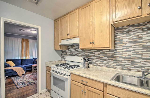 Convenient Pensacola Home w/ Deck & Fire Pit!