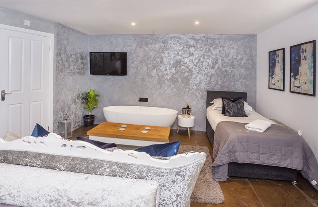 Converted stable room 2