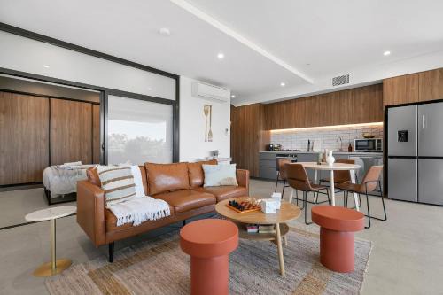 Coogee Beachside Solace #5 - Peaceful 1BR, Pet Friendly Escape