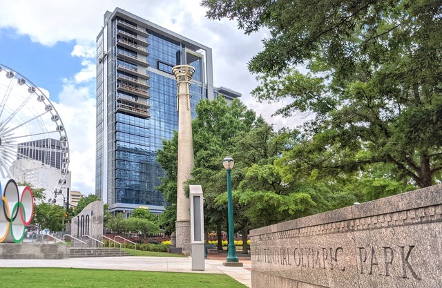 Cool & Hip Condo Resort in Downtown Atlanta