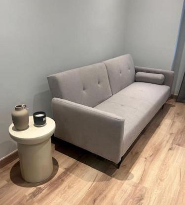Coqueto apartamento cerca del casco Viejo con garaje gratis
