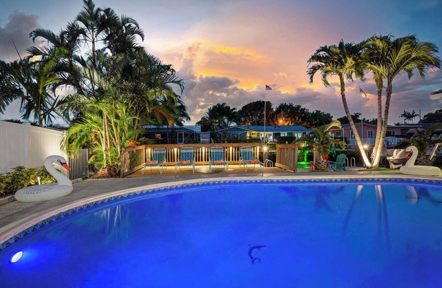 Coral Ridge Isles Beauty - Waterfront Pool Villa, BBQ