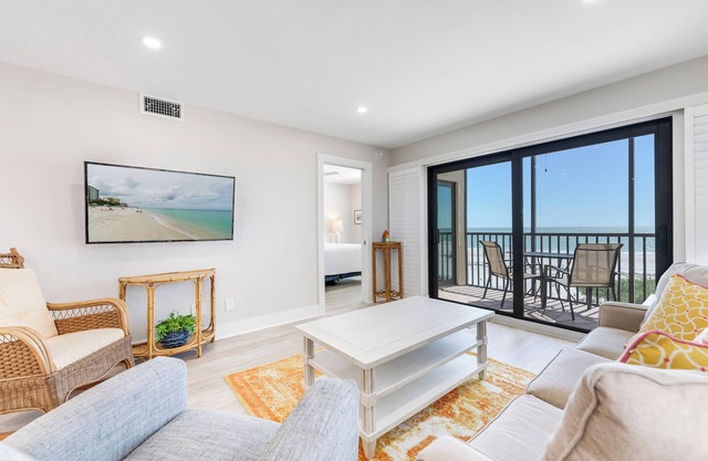 Corner two-bedroom unit comes with a special golf privilege package.