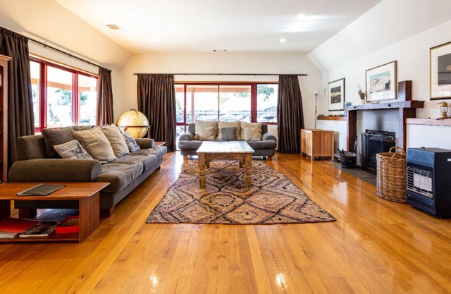 Cornish Point Holiday Home