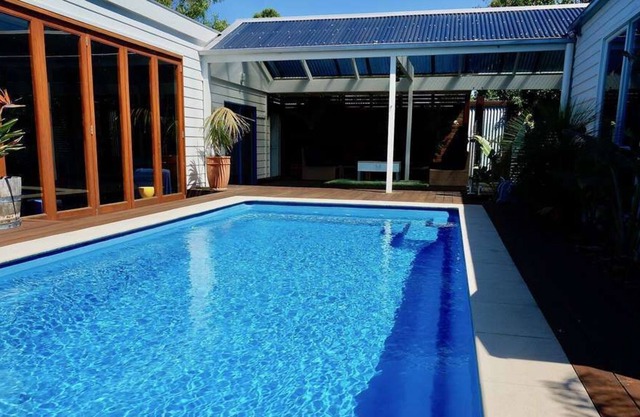CORSAIR BREEZE - A Wonderful Family Getaway with in ground solar heated pool.