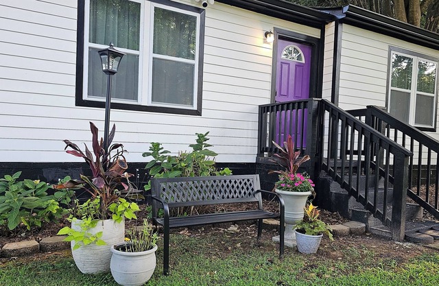 CosmoDora 4 beds near Atlanta