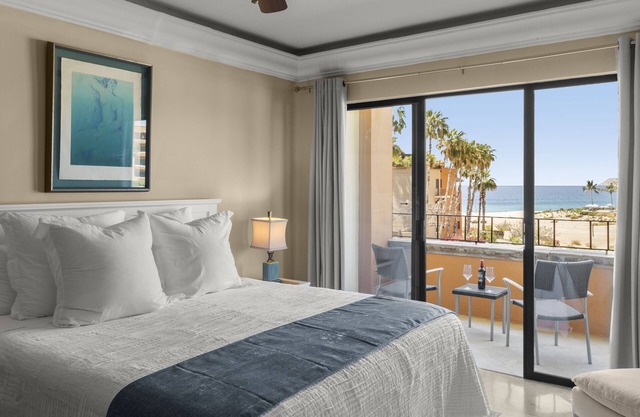 Costa Caracol Gorgeous Ocean View Condo 1BR/1BA