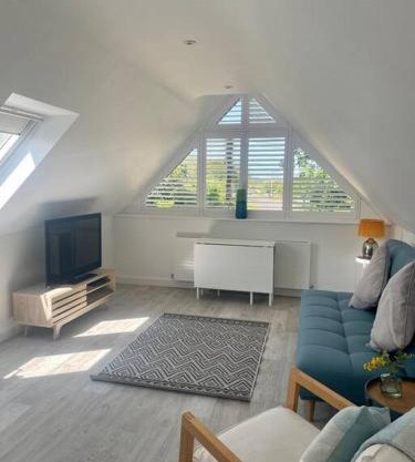Cosy accommodation, easy walk to beach!
