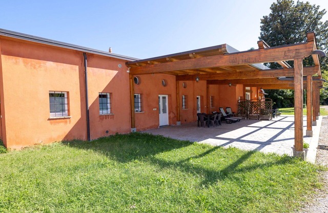 Cosy apartment for 4 people with WIFI, A/C, TV and parking