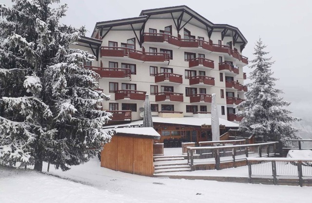 Cosy apartment la tania courchevel