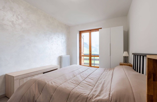 Cosy apartment for 6 people with WIFI, TV, balcony and pets allowed