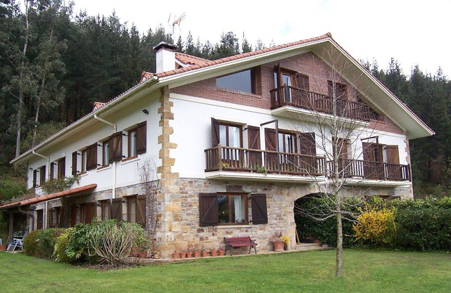 Cosy apartment for 4 guests with WIFI, TV and patio