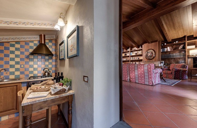 Cosy apartment for 2 guests with WIFI, pool, A/C, TV, terrace, panoramic view and parking